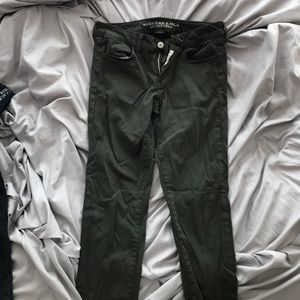 OLIVE GREEN JEGGINGS